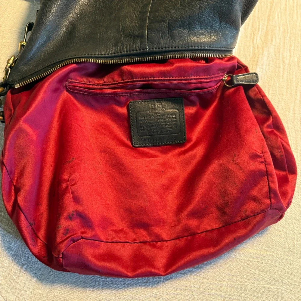 Coach Black Leather Crossbody Hobo Shoulder Bag Designer‎ Purse Handbag